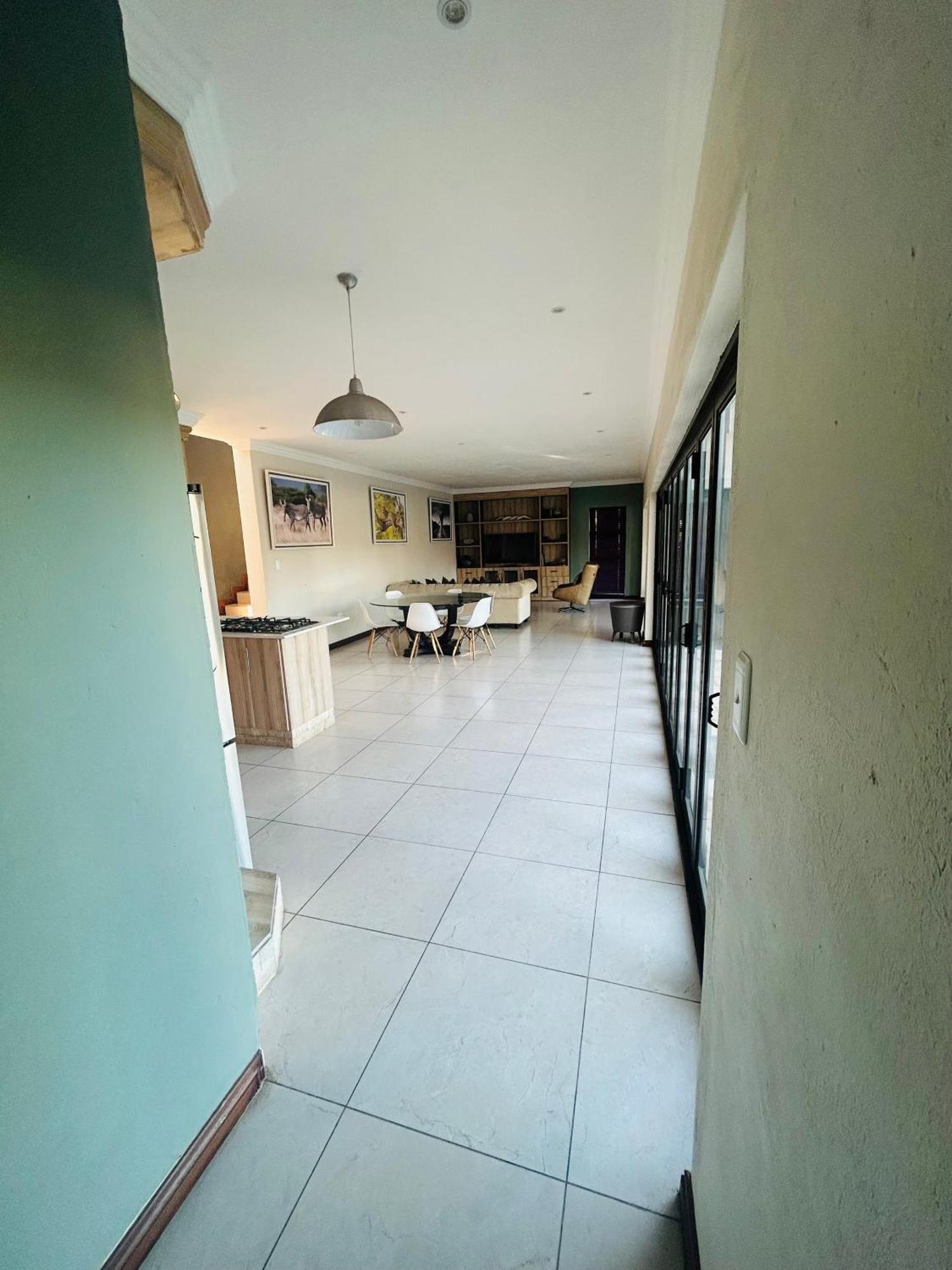 Bluewave Lifestyle Villa Hartbeespoort Eksteriør bilde
