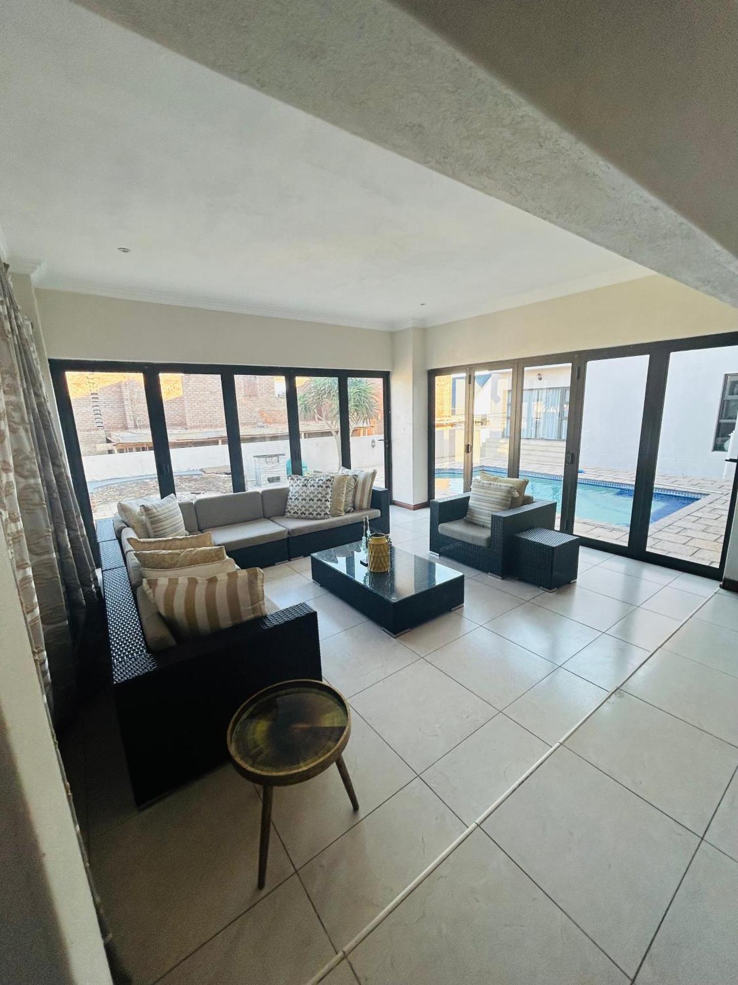 Bluewave Lifestyle Villa Hartbeespoort Eksteriør bilde