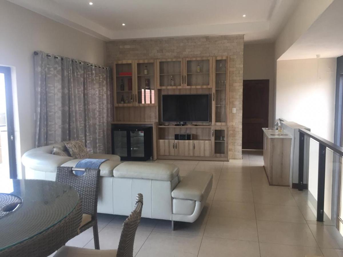 Bluewave Lifestyle Villa Hartbeespoort Eksteriør bilde